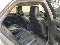 کرایسلەر 300